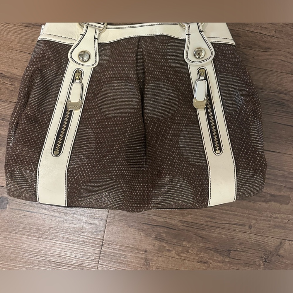 Purse - Picture 2 of 2